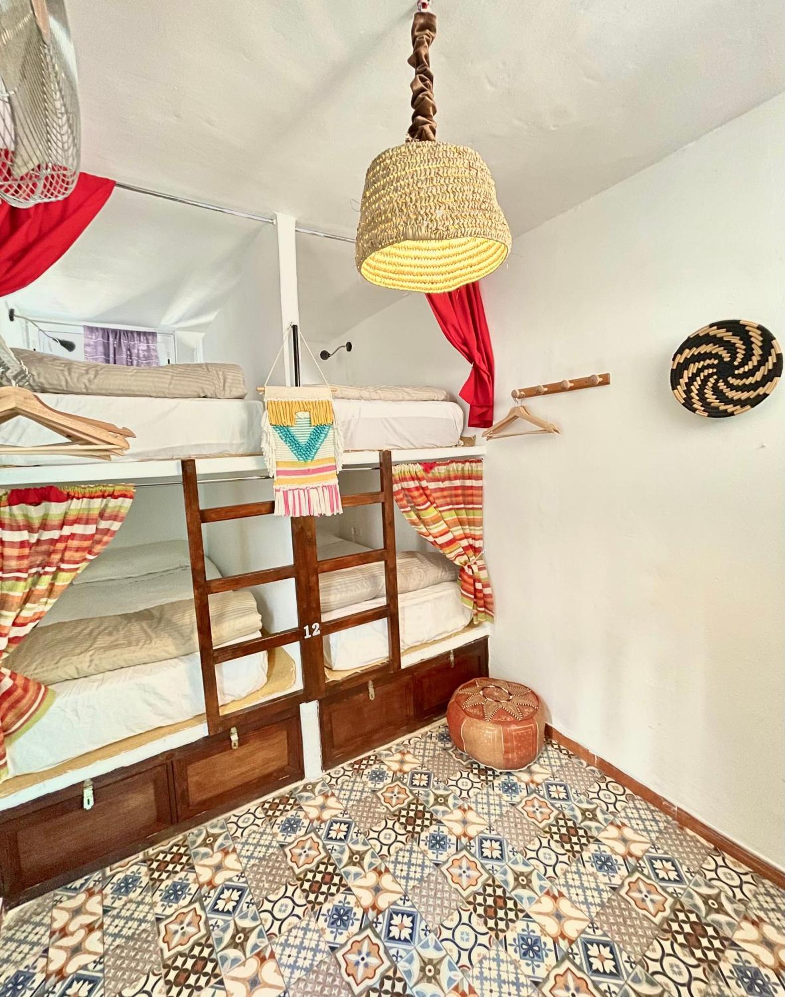 Darna Hostel Tétouan Esterno foto
